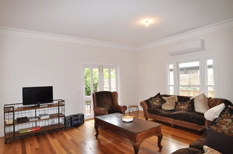 Paperbark Homestead PET Friendly - Darwin Holiday 5