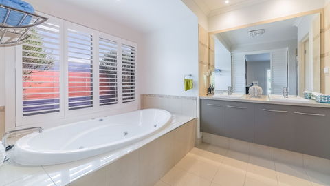 Oceans 11 Surfside Wifi & Foxtel PET Friendly - Darwin Holiday 3