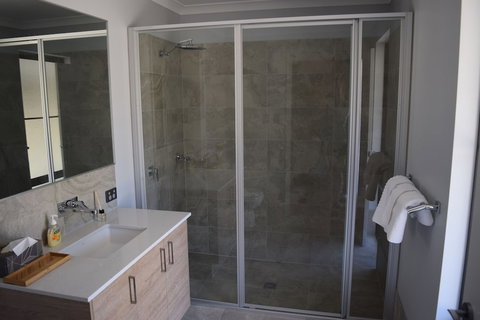 Eagle Bay House - Darwin Holiday 1