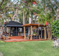 A PERFECT STAY - 3 Salty Sisters - Darwin Holiday