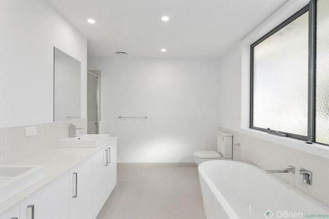 Phillip Island Townhouses - Darwin Holiday 5