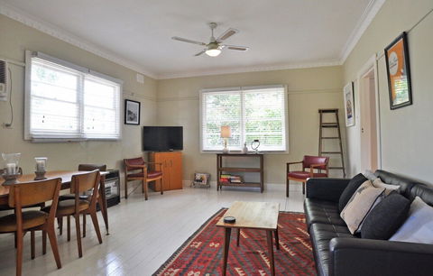 SEA Whispers Inlet Side - Darwin Holiday 2