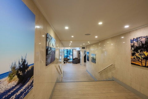 Heart Of Surfers Paradise Ocean Views - Darwin Holiday 5