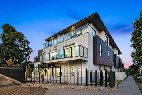 Manhattan Apartments - Notting Hill - Darwin Holiday 1
