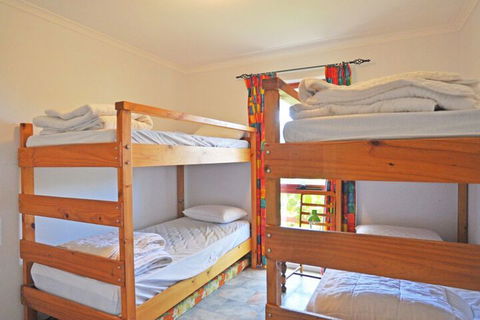 Beilby Beach Cottage Free Wifi & Foxtel PET Friendly - Darwin Holiday 5