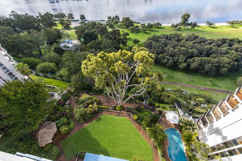 High Tor Apartment 104 - Darwin Holiday 2