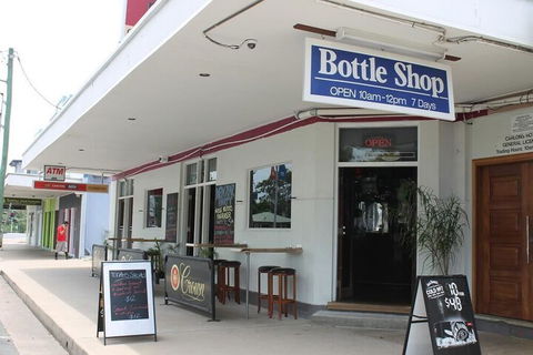 Carlon's Hotel - Darwin Holiday 1