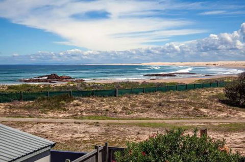 Ocean Avenue 55 - Darwin Holiday 1