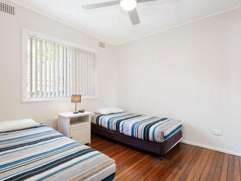 Shoalz 28 Rigney Street Renovated Pet Friendly Cottage & Boat Parking - Darwin Holiday 1