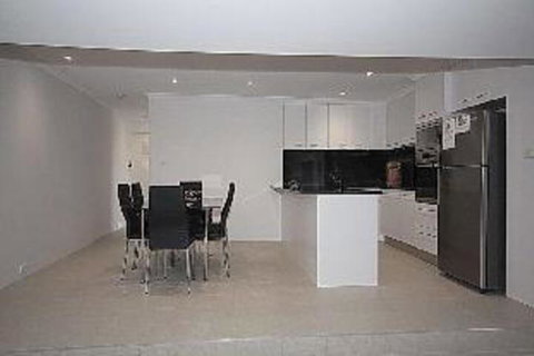 Skyline Unit 8 / 12 Thurlow Avenue - Darwin Holiday 4