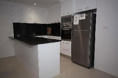 Skyline Unit 8 / 12 Thurlow Avenue - Darwin Holiday 1