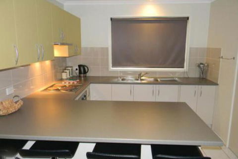 Making Waves - Darwin Holiday 1