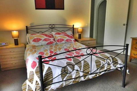 Making Waves - Darwin Holiday 4