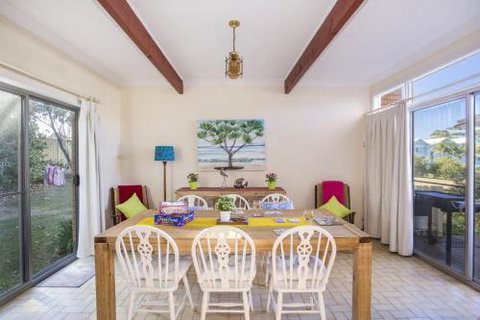 Mollymook Beach Units #7 - Darwin Holiday 3