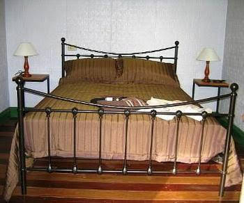 Old Kent Road Apartments - Darwin Holiday 0