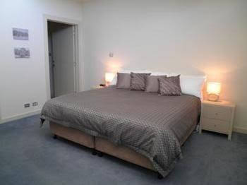 Launceston Waterfront Apartments - Darwin Holiday 0