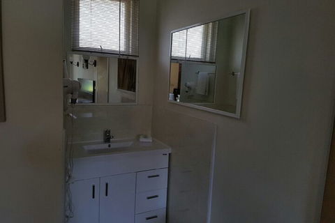 Woolgoolga Motor Inn - Darwin Holiday 7
