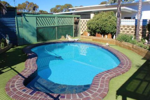 Glossop Motel - Darwin Holiday 7