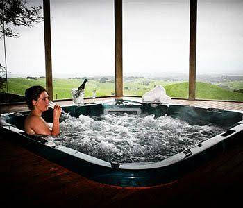 Abington Briars Cottage - Darwin Holiday 1