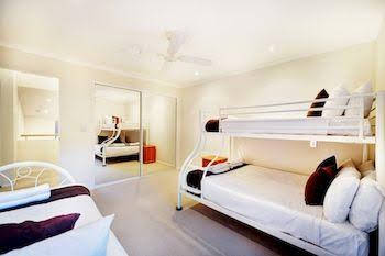 Coffs Beach Houses - Darwin Holiday 3