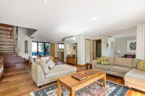 2 / 21 25 Fletcher Street Casablanca At Bogarts - Darwin Holiday 0