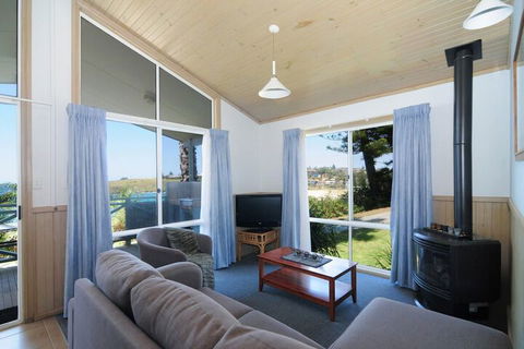 Surf Beach Holiday Park - Darwin Holiday 4