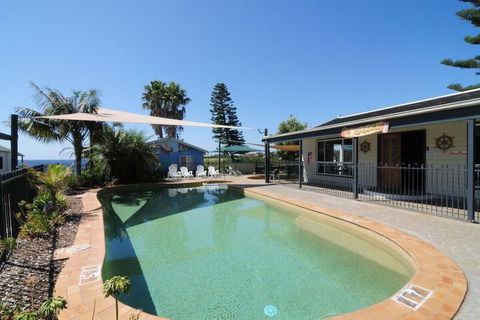 Surf Beach Holiday Park - Darwin Holiday 1