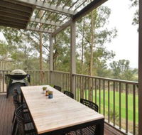 Villa 3br Tranquility Resort Condo located within Cypress Lakes Resort nothing is more central - Darwin Holiday