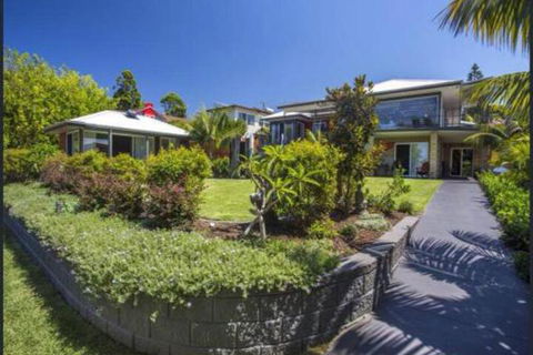 Studio Cabana On Golf In Mollymook - Darwin Holiday 7