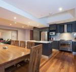 Gippsland Twelve Spacious  Central with off street parking - Darwin Holiday