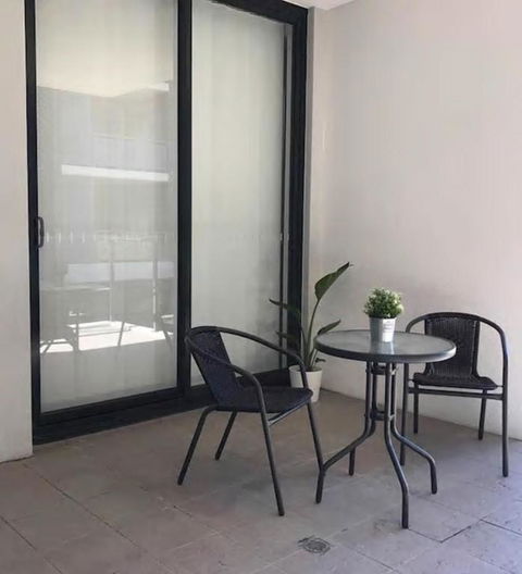 Shine Apartment - Darwin Holiday 5