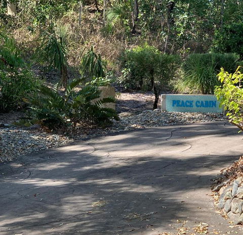Beachfront Peace Cabin - Darwin Holiday 1