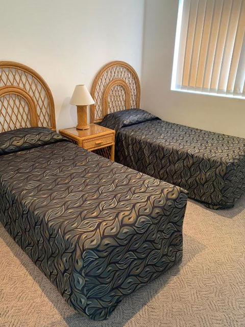 Hi Surf Unit 4 92 Head St. Forster - Darwin Holiday 1