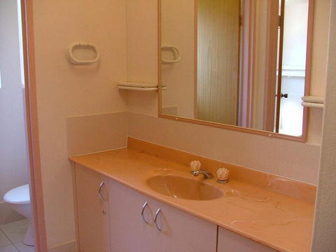 Renas Court Unit 6 72 Little Street - Darwin Holiday 1