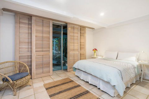 12 Childe Street Byron Bay Absolute Belongil Summerhouse - Darwin Holiday 5