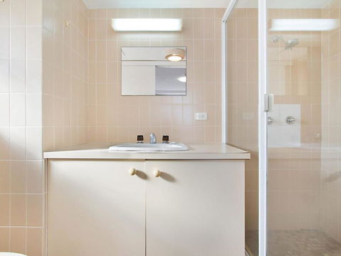Border Terrace Unit 13 Large Apartment Walk To Beaches & Clubs - Darwin Holiday 3