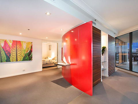 Seascape Apartments Unit 1201 Luxury Apartment With Views Of The Gold Coast & Hinterland - Darwin Holiday 4