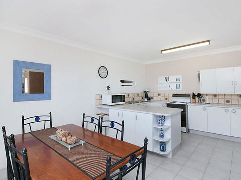 5 / 18 Endeavour Parade Riverfront Tweed Heads - Darwin Holiday 1