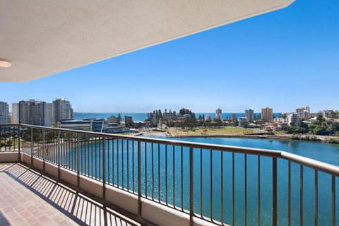Seascape Unit 1402 Great Location & Amazing Water Views - Darwin Holiday 0
