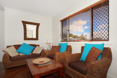 Unit 9 Coolum Blueseas Coolum Beach - Darwin Holiday 4