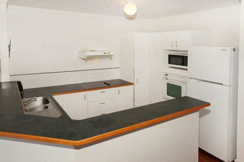 Unit 9 Coolum Blueseas Coolum Beach - Darwin Holiday 6
