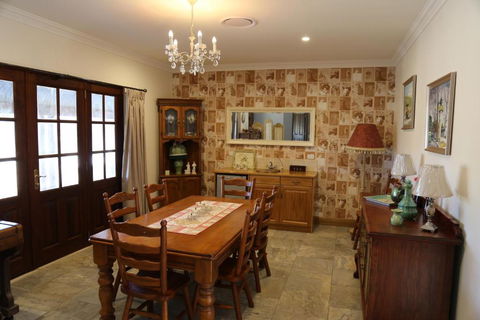 BellbirdHill Bed & Breakfast - Darwin Holiday 6