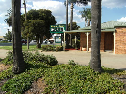 Regency Court Motel - Darwin Holiday 1