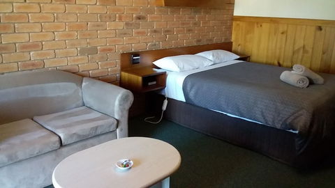 Regency Court Motel - Darwin Holiday 2