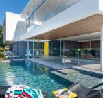 Blueys Beach House 5 Bedroom - Darwin Holiday