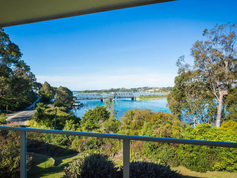 2 Water Crescent Retro Haven - Darwin Holiday 6
