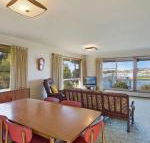 2 Water Crescent Retro Haven - Darwin Holiday