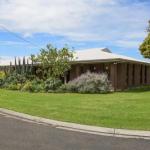 Refuge - Darwin Holiday 1