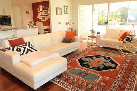 Sanctuary In The Valley - Darwin Holiday 3