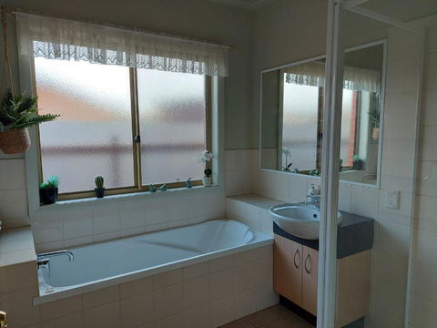 Annesley Central - Darwin Holiday 7